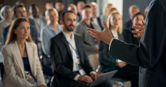 Leading with Clarity: What Today’s Financial Institutions Need from the C-Suite